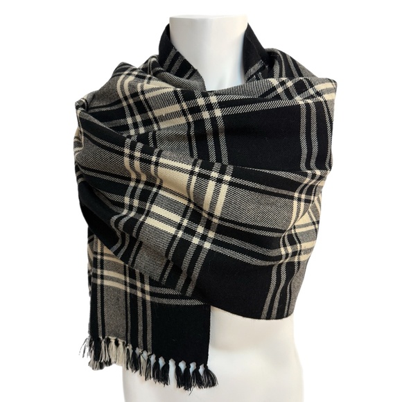 Lauren Ralph Lauren Black & Ivory Plaid Scarf – Soft Wool Blend -  23" x 70" - Picture 1 of 8